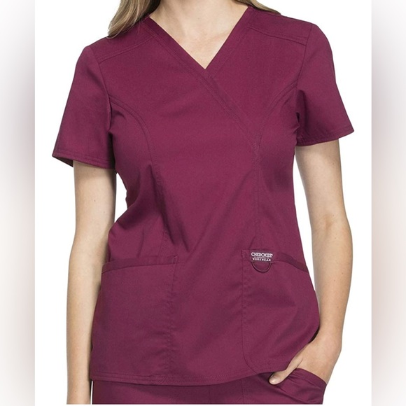 Cherokee Tops - Cherokee workwear - women’s scrub top in size small